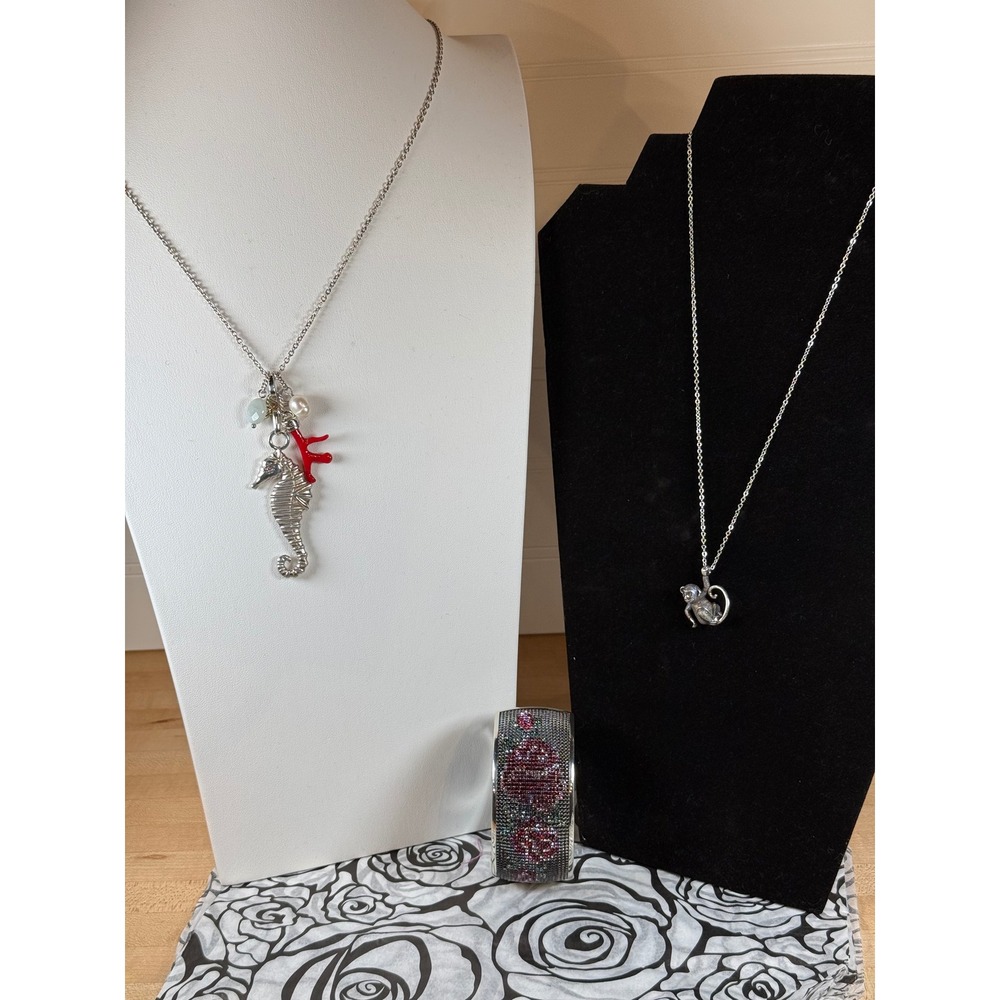 NWT Sparkly Rose Flower Mosaic Cuff, Monkeying Around & Under the‎ Sea bundle